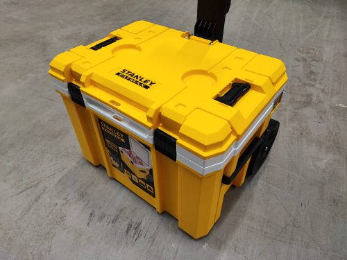 Stanley FatMax Pro-Stack FMST83282-1 gurulós, húzófogantyús hűtőláda, hűtőtáska, sárga